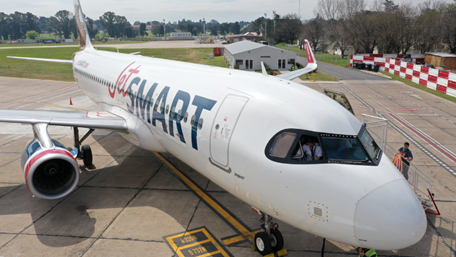 JetSMART suma su tercer ruta internacional desde Argentina y llega a Paraguay