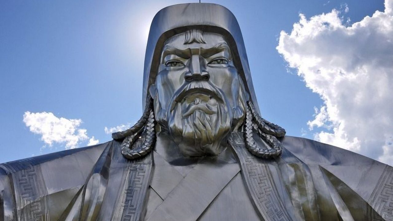 Genghis Khan: así es la estatua ecuestre más grande del mundo