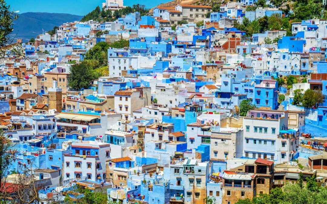 La mágica ciudad azul que es un imán para el turismo