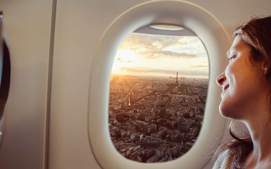 ¿Sabías que envejecemos más lento cuando viajamos en avión?
