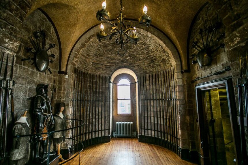 El interior del castillo es impresionante