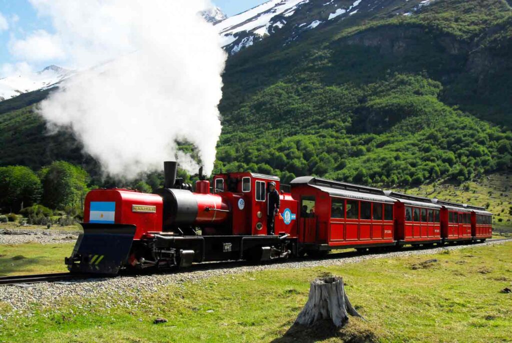 Trenes turísticos para enamorarse de los paisajes argentinos
