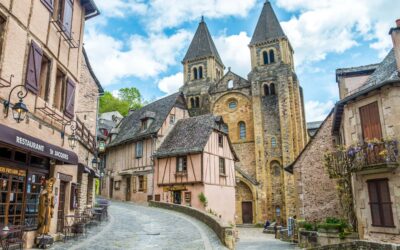 Conques, el tesoro oculto de Francia: visitá el pueblo más bonito del país