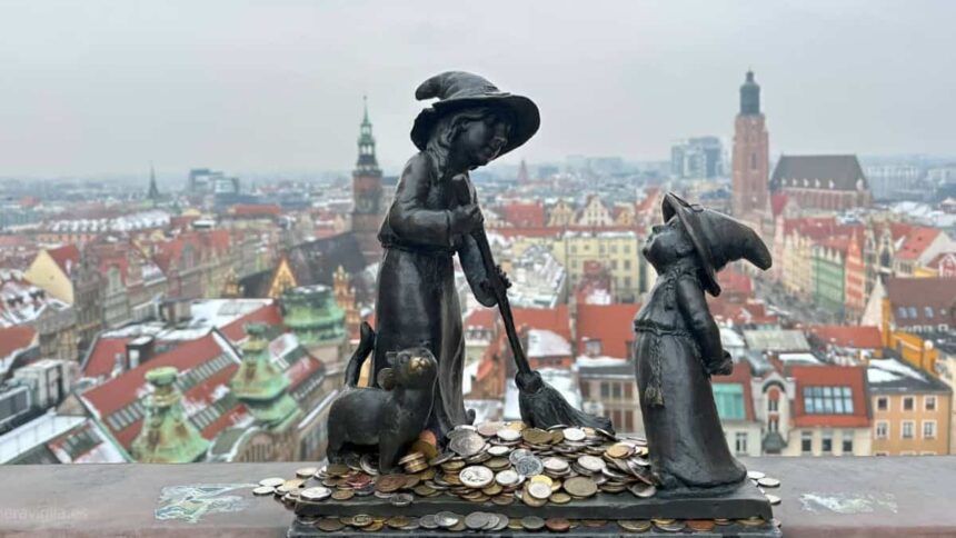 Pequeñas estatuas en Breslavia