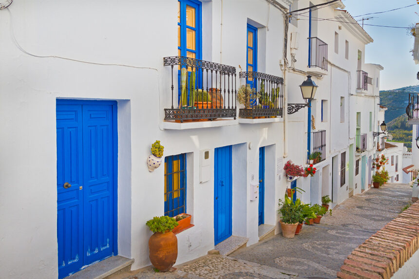 Frigiliana, la joya blanca de España