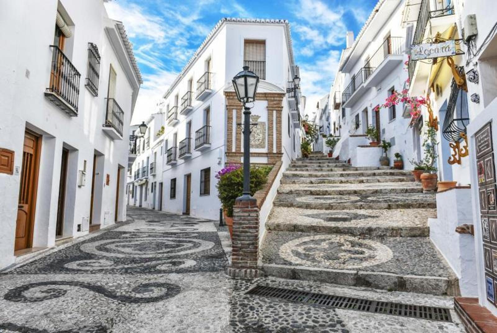 Frigiliana, uno de los pueblos blancos más hermosos de España
