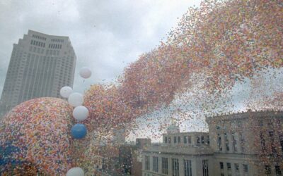 La ciudad que lanzó un millón y medio de globos al cielo y provocó un caos