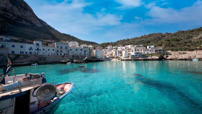 Los pueblos costeros más lindos de Italia: Levanzo, Sicilia