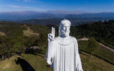 El Cristo Bendicente: una joya de Tucumán que se alza entre las más altas del mundo