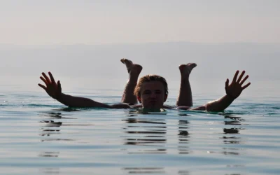 ¿Es peligroso bañarse en el Mar Muerto?