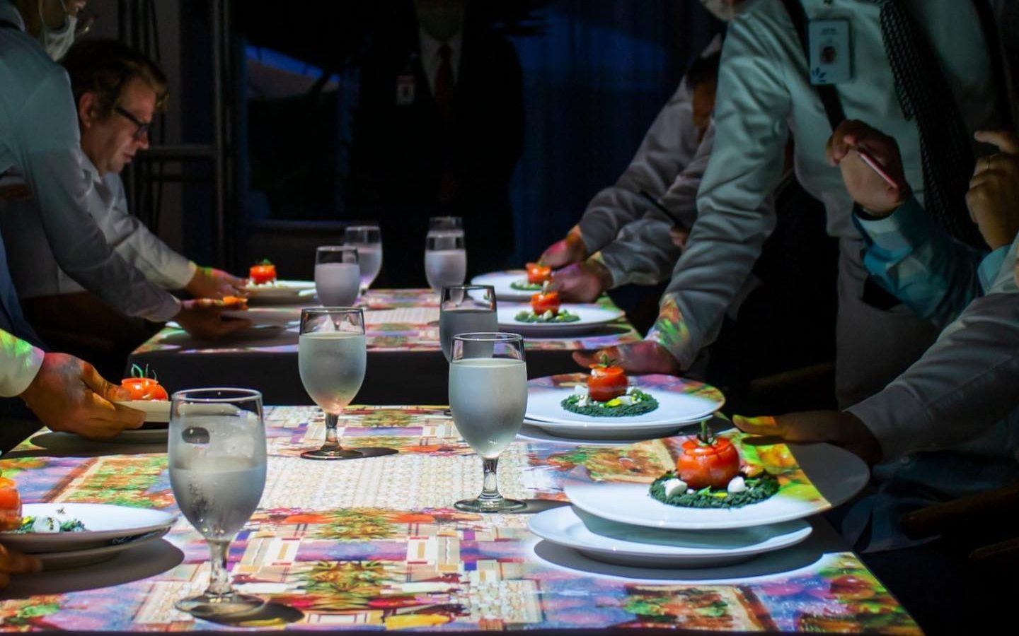 De la huerta al plato: restaurantes que ofrecen experiencias gastronómicas inmersivas