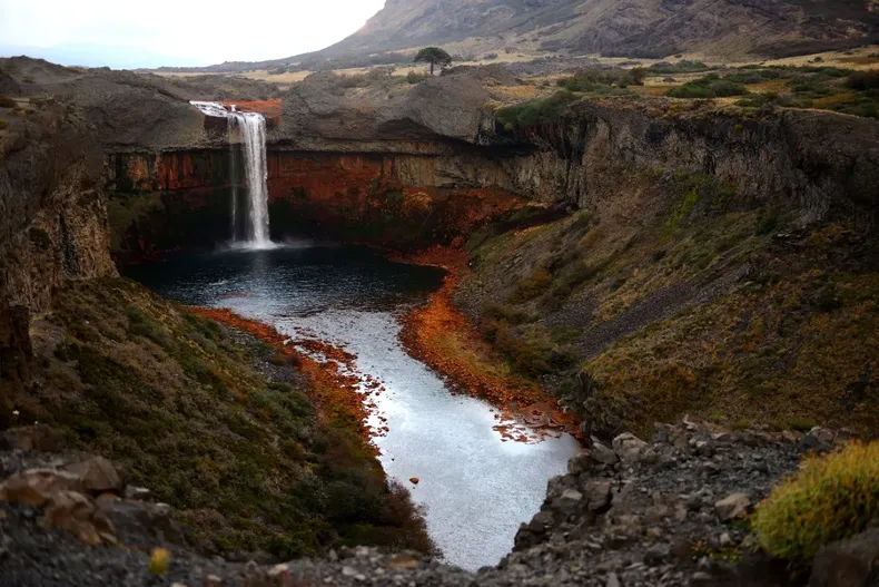 Neuquén abre un sendero volcánico señalizado en la zona de Caviahue
