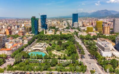 El boom de Albania: qué ver en Tirana, playas del sur y pueblos históricos