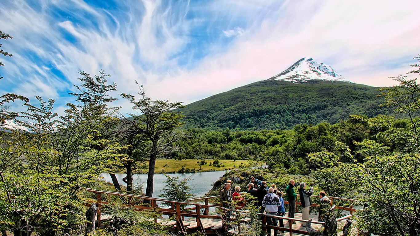 Tierra del Fuego promueve travesías guiadas por bosques subantárticos