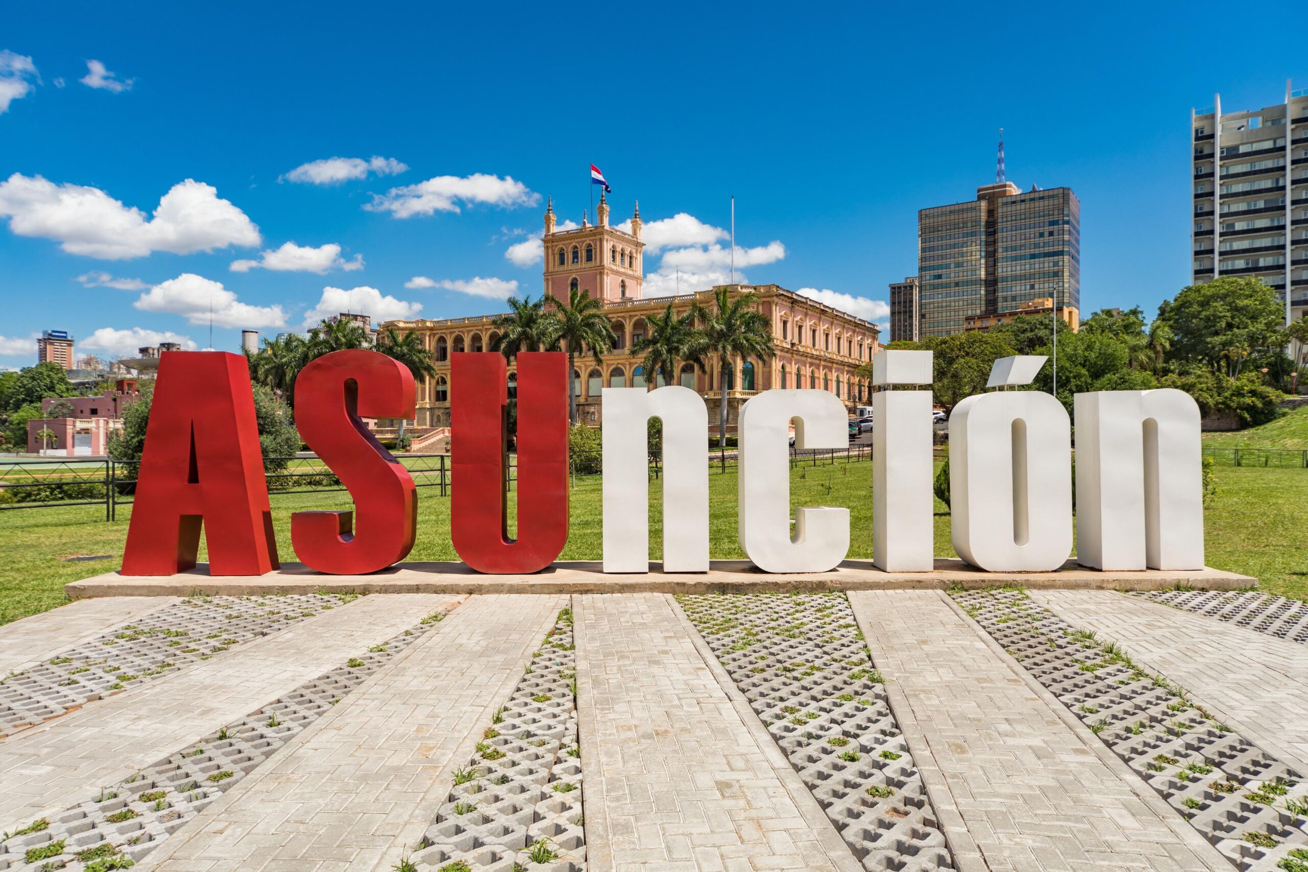 Aunque 48 horas parecen insuficientes, es posible descubrir la esencia de cada capital si se planifica bien el recorrido.
