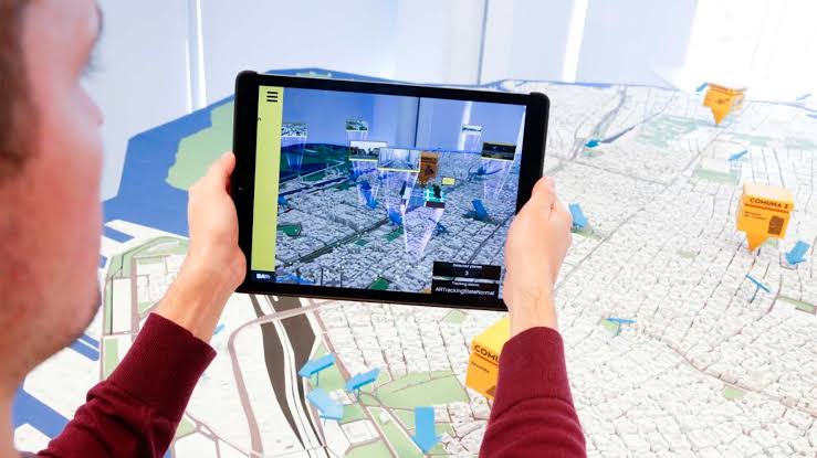 Aplicaciones que permiten recorrer ciudades con realidad aumentada