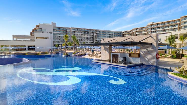 Hoteles con actividades infantiles: cómo elegir el alojamiento ideal