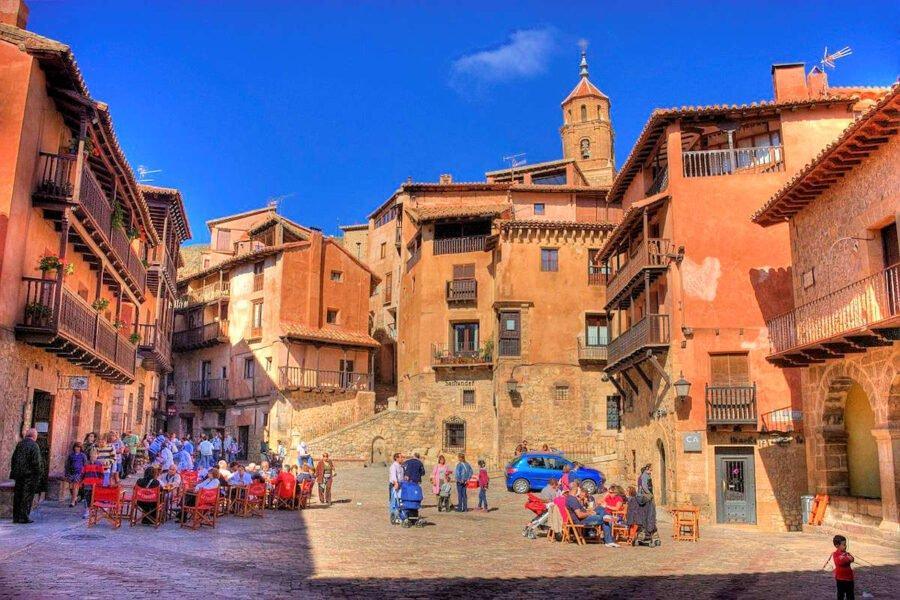 Los pueblos que se reinventaron para atraer turistas sin perder su identidad